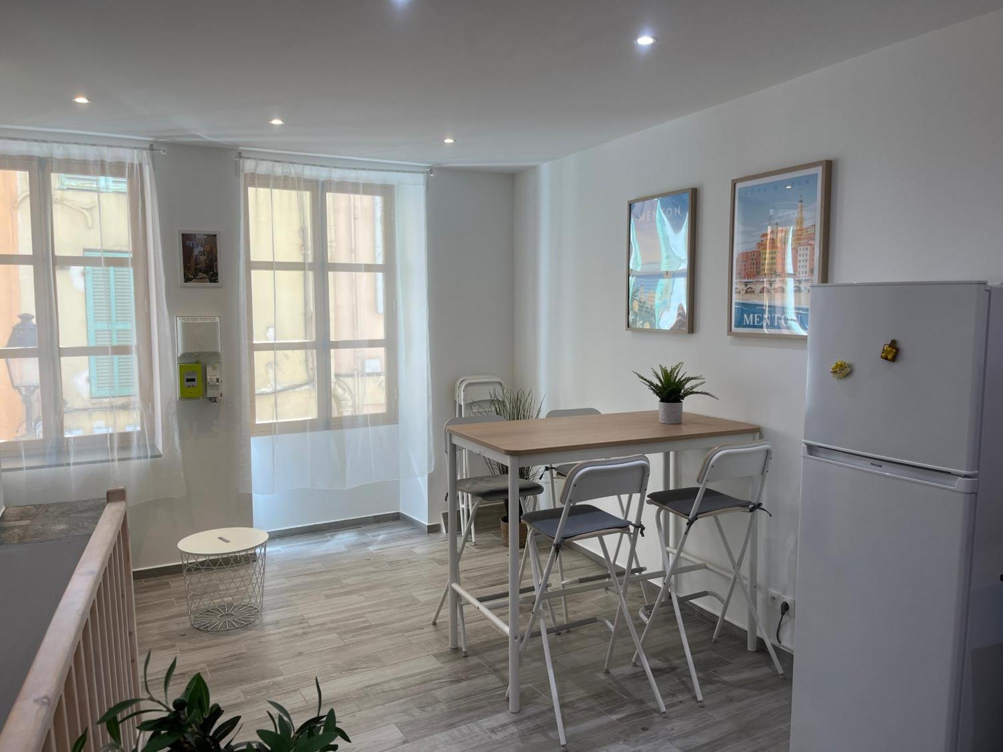 Historical Rue Longue Appartement Menton Buitenkant foto